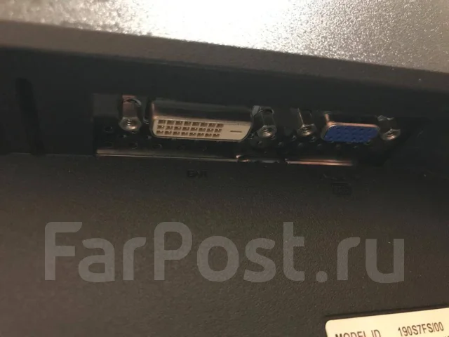 Philips. 19" ����