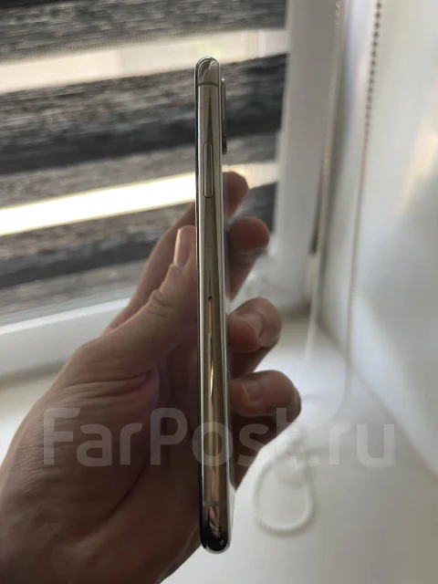 Apple iPhone X. �/�, �����, 3G, 4G LTE, NFC ����