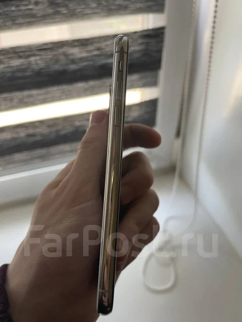 Apple iPhone X. �/�, �����, 3G, 4G LTE, NFC ����