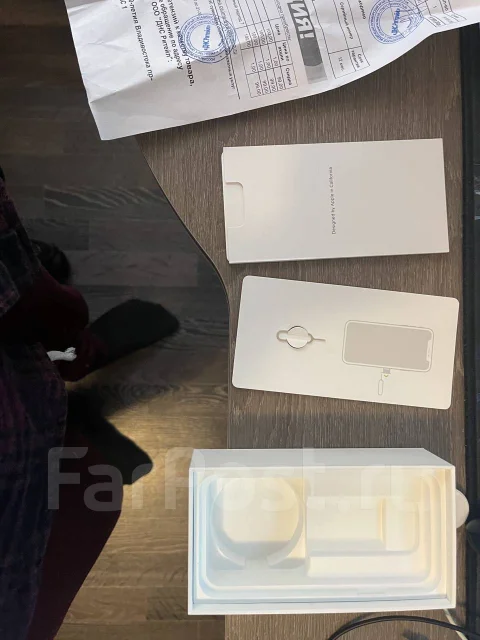 Apple iPhone X. �/�, �����, 3G, 4G LTE, NFC ����