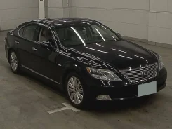 Lexus LS600h. UVF45 ����