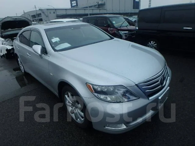 Lexus LS600h. UVF45 ����