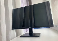 Acer. 23" ����