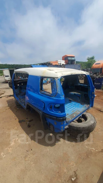 Toyota FJ Cruiser. JTEBU11FO8KO21755 ����