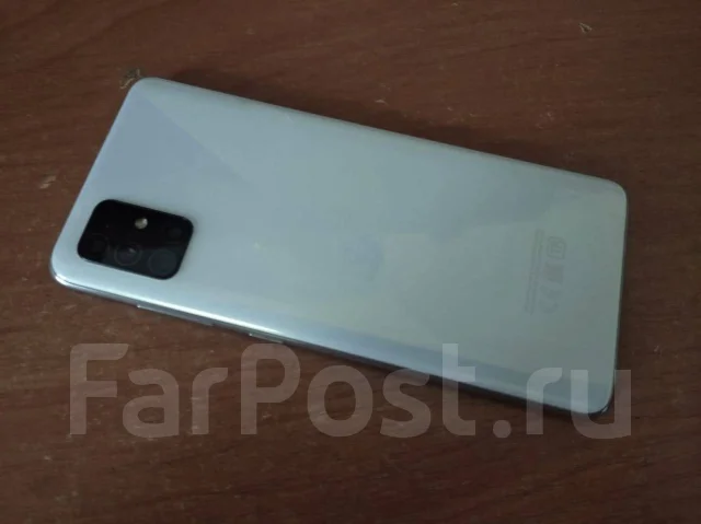 Samsung Galaxy A51. �/�, �����, 3G, 4G LTE, Dual-SIM, NFC ����