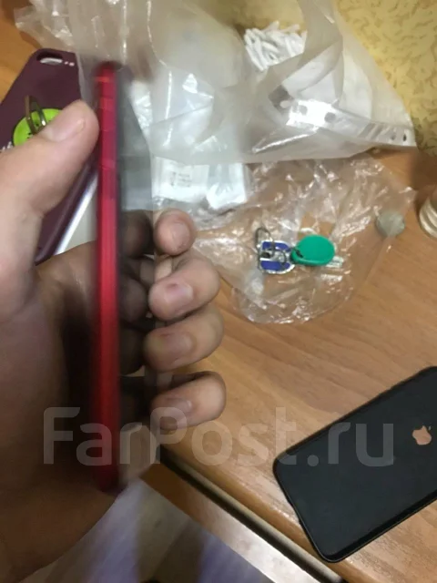 Apple iPhone 8. �/�, �������, 4G LTE, NFC ����