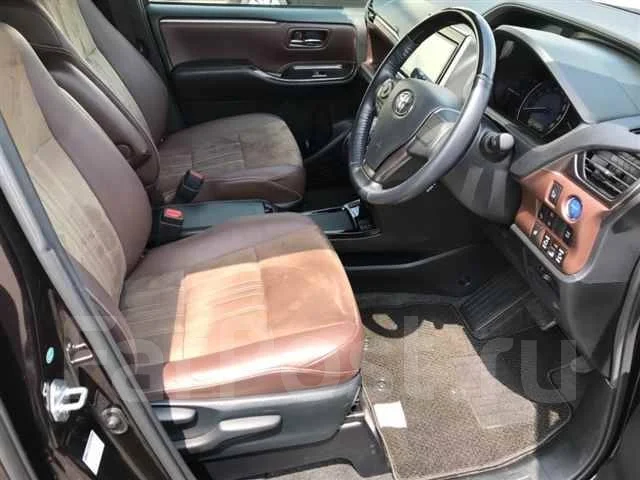 Toyota Esquire. �������, ��������, 1.8, ������, 44 000����. ��, �/�. ��� ����� �� ������������ ����