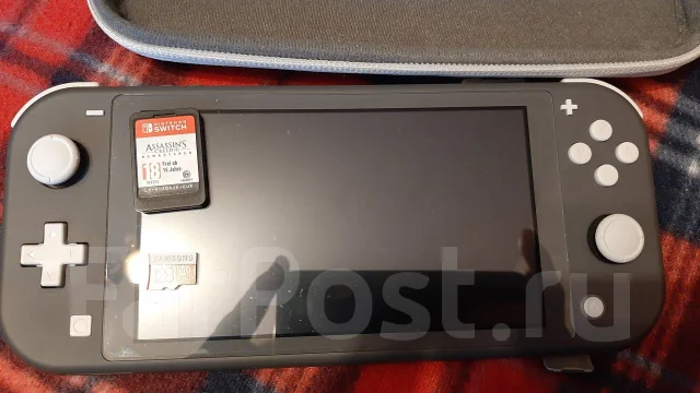 Nintendo Switch Lite ����