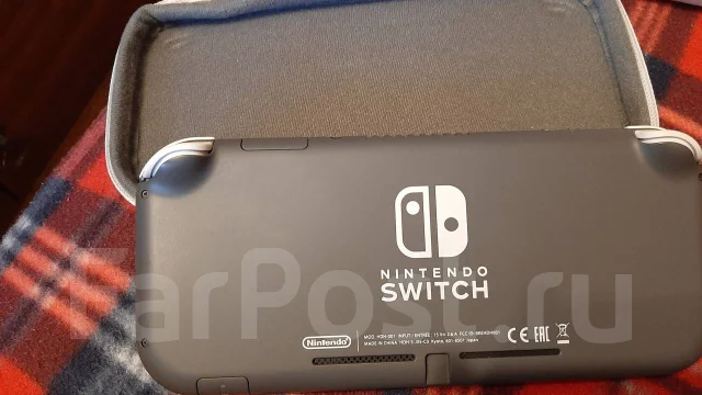Nintendo Switch Lite ����