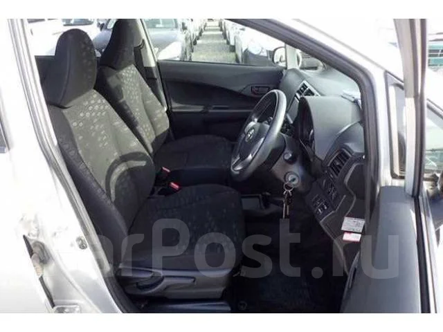 Toyota Ractis. ��������, 4wd, 1.5 (103��.�.), ������, 66 000����. ��, �/�. ��� ����� �� ������������ ����