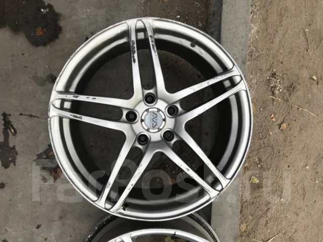 AVS Model T5. 8.0/9.0x18", 5x114.3 ����
