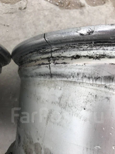 AVS Model T5. 8.0/9.0x18", 5x114.3 ����