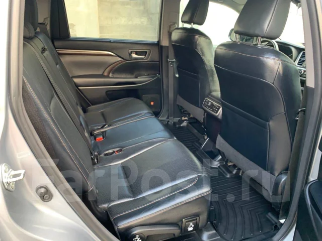 Toyota Highlander. �������, 4wd, 3.5 (249��.�.), ������, 87 000����. �� ����