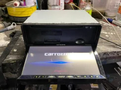 Pioneer Carrozzeria AVIC-ZH099G ����