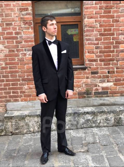 Смокинг мужской костюм напрокат во Владивостоке