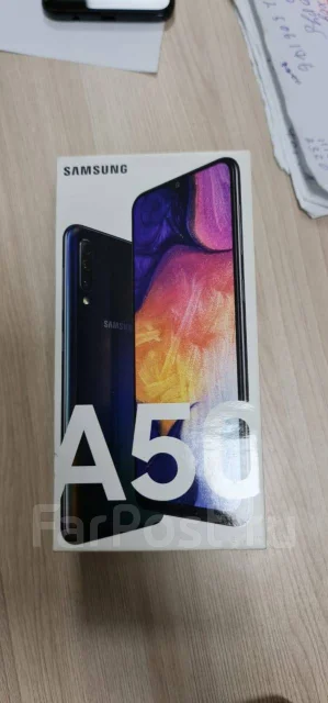 Samsung Galaxy A50. �/�, ������, 3G, 4G LTE, Dual-SIM, NFC ����
