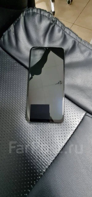 Samsung Galaxy A50. �/�, ������, 3G, 4G LTE, Dual-SIM, NFC ����