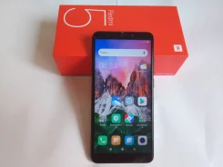 Xiaomi Redmi 5. �/�, ������, 3G, 4G LTE, Dual-SIM ����