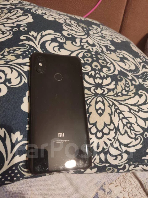 Xiaomi Mi8. �/�, ������, 3G, 4G LTE, Dual-SIM, NFC ����