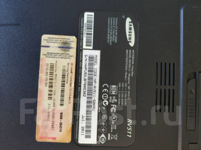 Samsung RV511. 15.6", 2,1����, ��� 4 ��, ���� 250���, WiFi: 1, Bluetooth: 1, ����������� �� 1��. ����