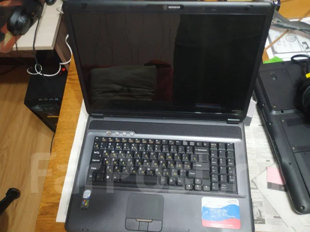 Roverbook Voyager. 17.1", 2����, ��� 2048 ��, WiFi: 1 ����