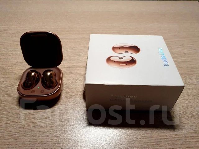 Samsung Galaxy Buds Live ����