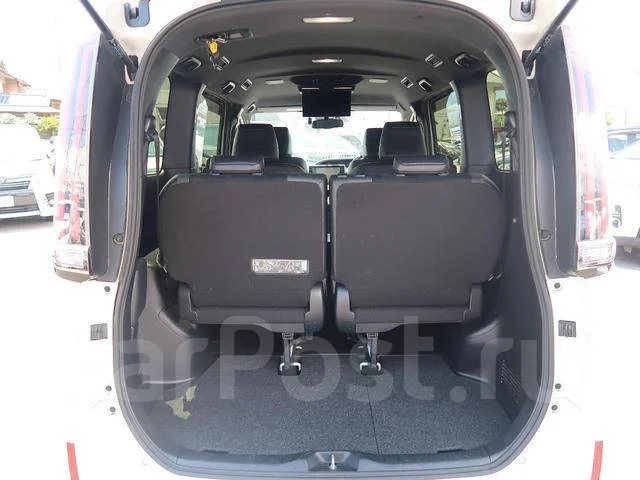 Toyota Esquire. �������, ��������, 1.8 (99��.�.), ������, 9 900����. ��, �/�. ��� ����� �� ������������ ����