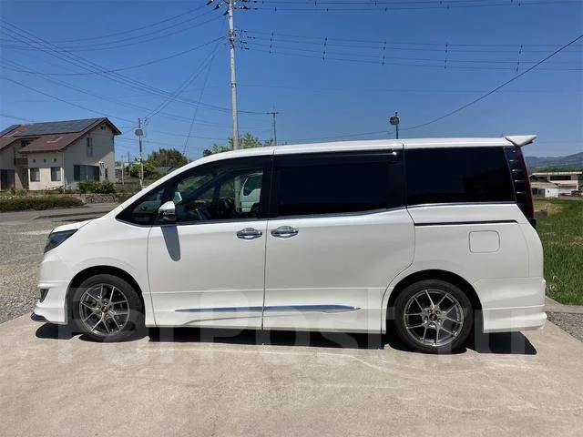 Toyota Esquire. �������, ��������, 1.8 (99��.�.), ������, 22 800����. ��, �/�. ��� ����� �� ������������ ����