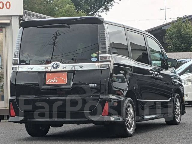 Toyota Voxy. �������, ��������, 1.8 (99��.�.), ������, 20 500����. ��, �/�. ��� ����� �� ������������ ����