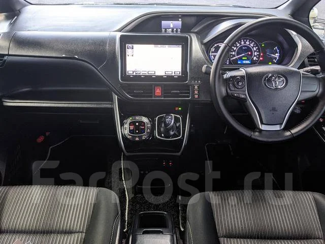 Toyota Voxy. �������, ��������, 1.8 (99��.�.), ������, 20 500����. ��, �/�. ��� ����� �� ������������ ����
