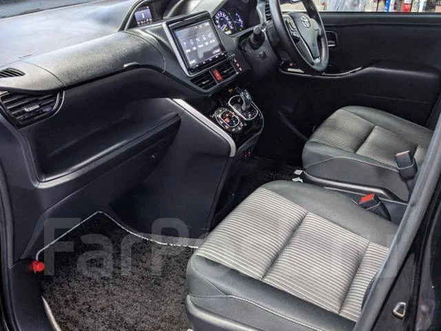 Toyota Voxy. �������, ��������, 1.8 (99��.�.), ������, 20 500����. ��, �/�. ��� ����� �� ������������ ����