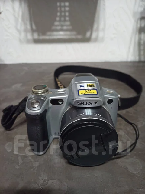 Sony Cyber-shot DSC-H50. 9 - 9.9 ��, ���: 14� � ����� ����