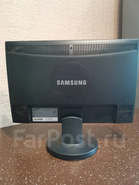 Samsung. 19" ����