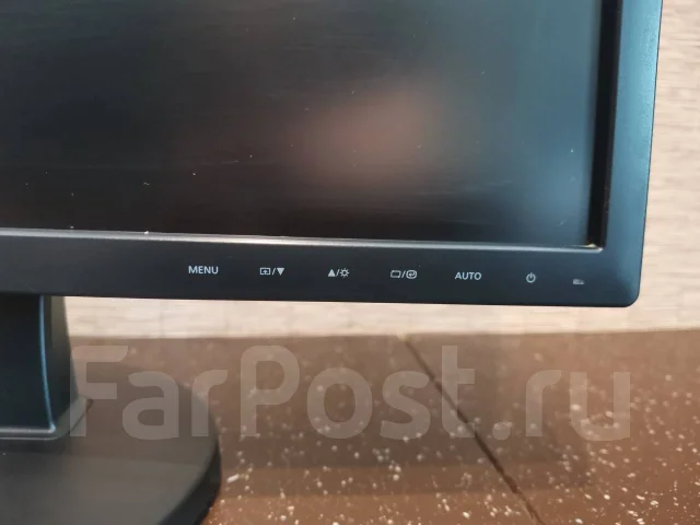 Samsung. 19" ����
