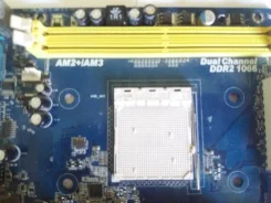 Socket AM2+ ����