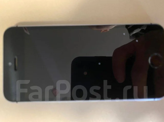 Apple iPhone SE. �/� ����
