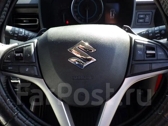 Suzuki Ignis. FF21S111462 ����