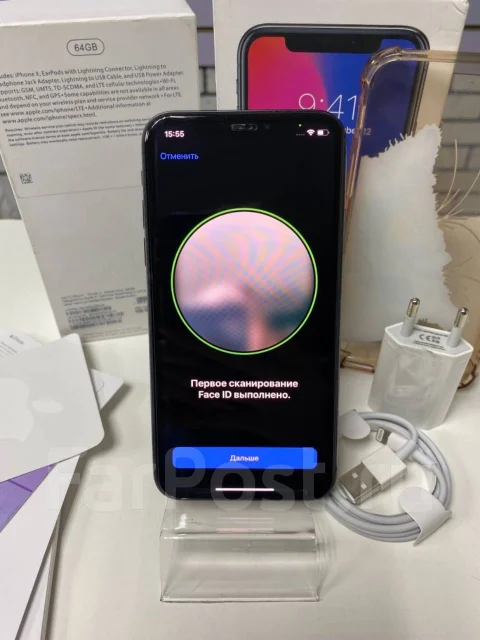 Apple iPhone X. �/�, ������, 4G LTE, NFC ����