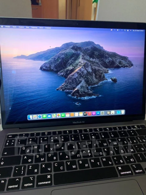 Apple MacBook Air 13 2020. 13.3", ��� 16 ��, ���� 256���, WiFi: 1, Bluetooth: 1 ����
