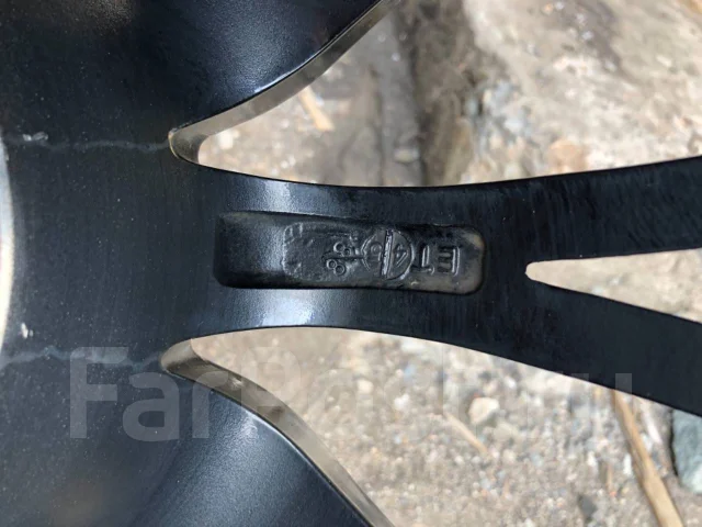 Spirit Racing. 7.5x18", 5x114.3, ET45, �� 73,1���. ����