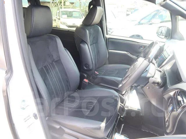 Toyota Esquire. ��������, ��������, 1.8 (99��.�.), ������, 63����. ��, �/�, ��� ���. ��� ����� �� ������������ ����