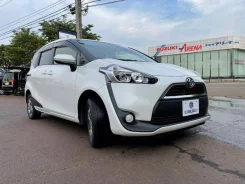 Toyota Sienta. �������, 4wd, 1.5 (103��.�.), ������, �/�. ��� ����� �� ������������ ����