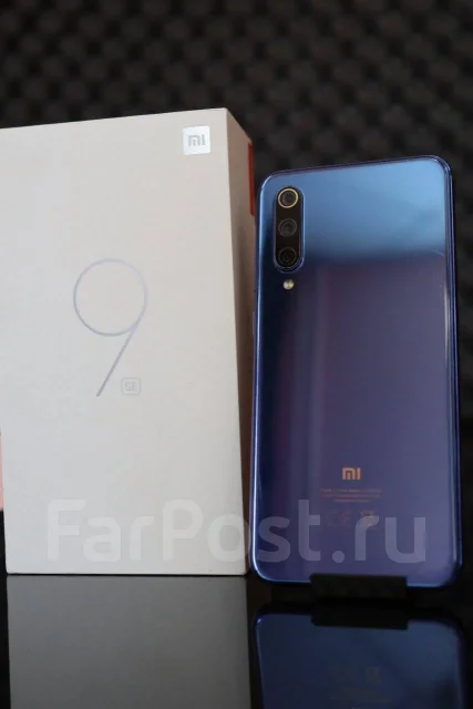 Xiaomi Mi9 SE. �/� ����