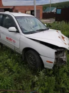 Hyundai Elantra ����
