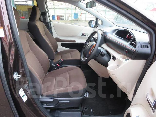 Toyota Sienta. ��������, 4wd, 1.5 (103��.�.), ������, 64 000����. ��, �/�. ��� ����� �� ������������ ����