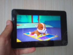 Acer Iconia Talk 7 ����
