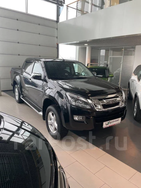 Isuzu. 7.0x17", 6x139.7 ����