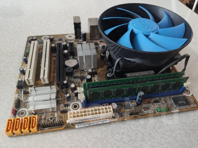 Socket AM3 ����