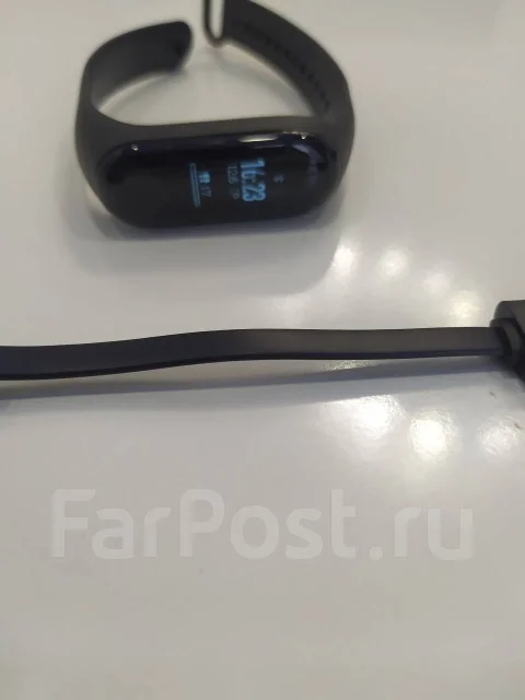 Xiaomi Mi Band 3 ����