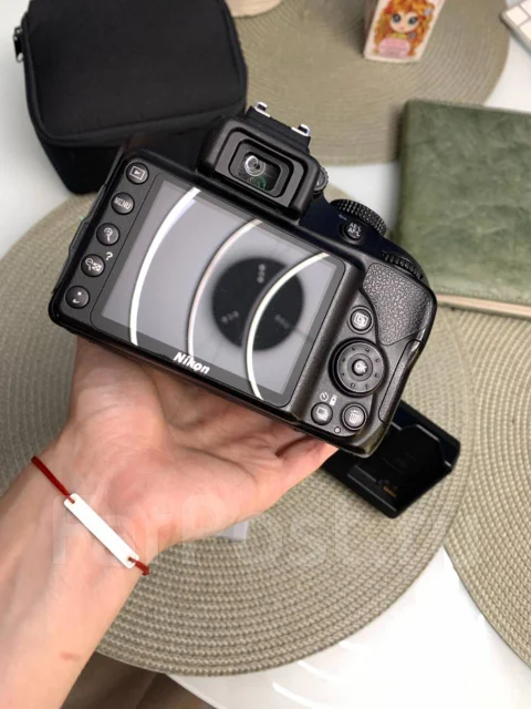 Nikon D3400 ����
